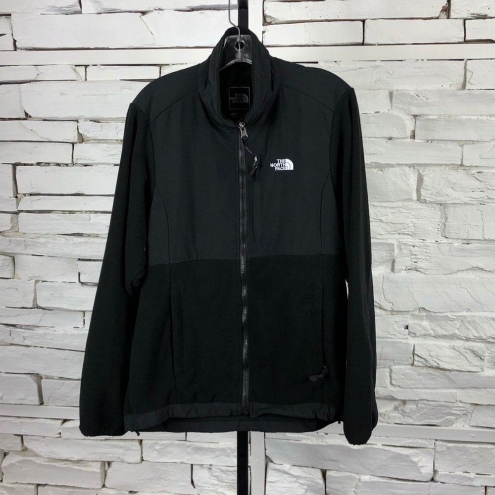 North face woman’s jacket